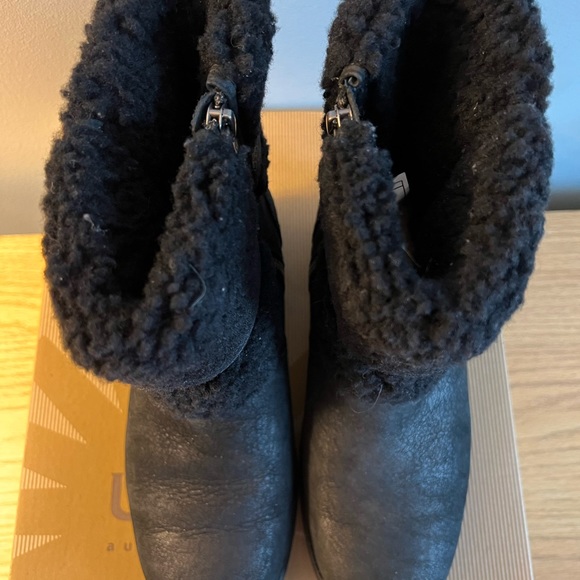 Blayne II Uggs Black 6.5 - Picture 2 of 5